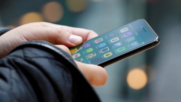 apple-iphone-988.jpg